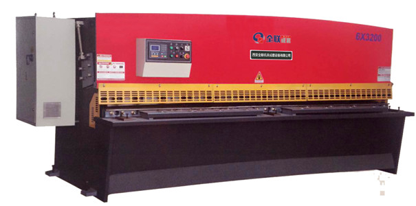 液(yè)壓剪闆(pǎn)機