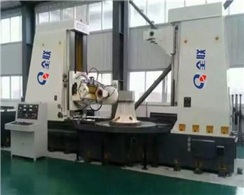 西(xī)安數控(kong)滾齒機(jī)