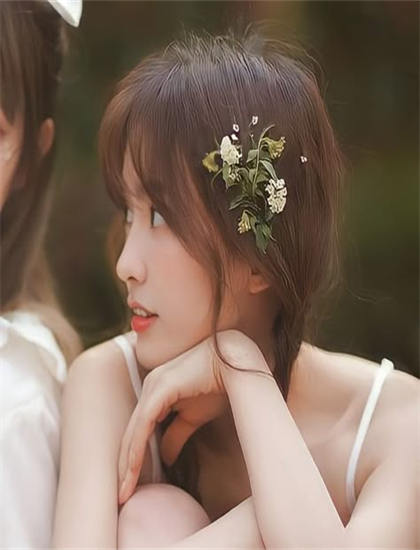 文化分析：《我想开个店2020》中的导演的艺术风格与视觉语言 理解作品的时代背景与文化语境